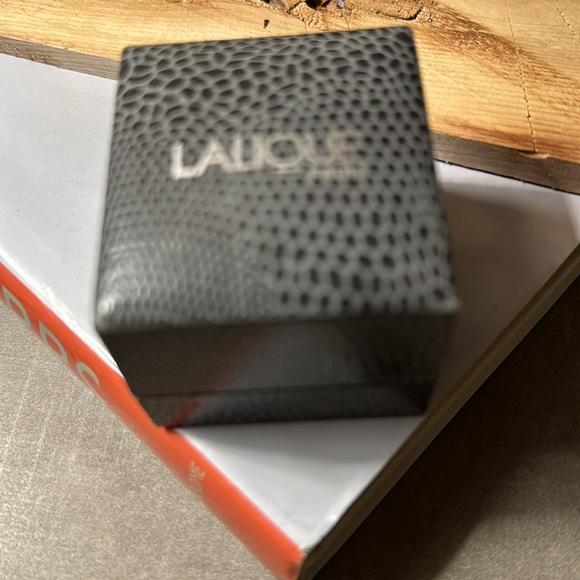 Lalique dome glass ring. - size 5 1/2. marking shown in pic - Picture 4 of 4